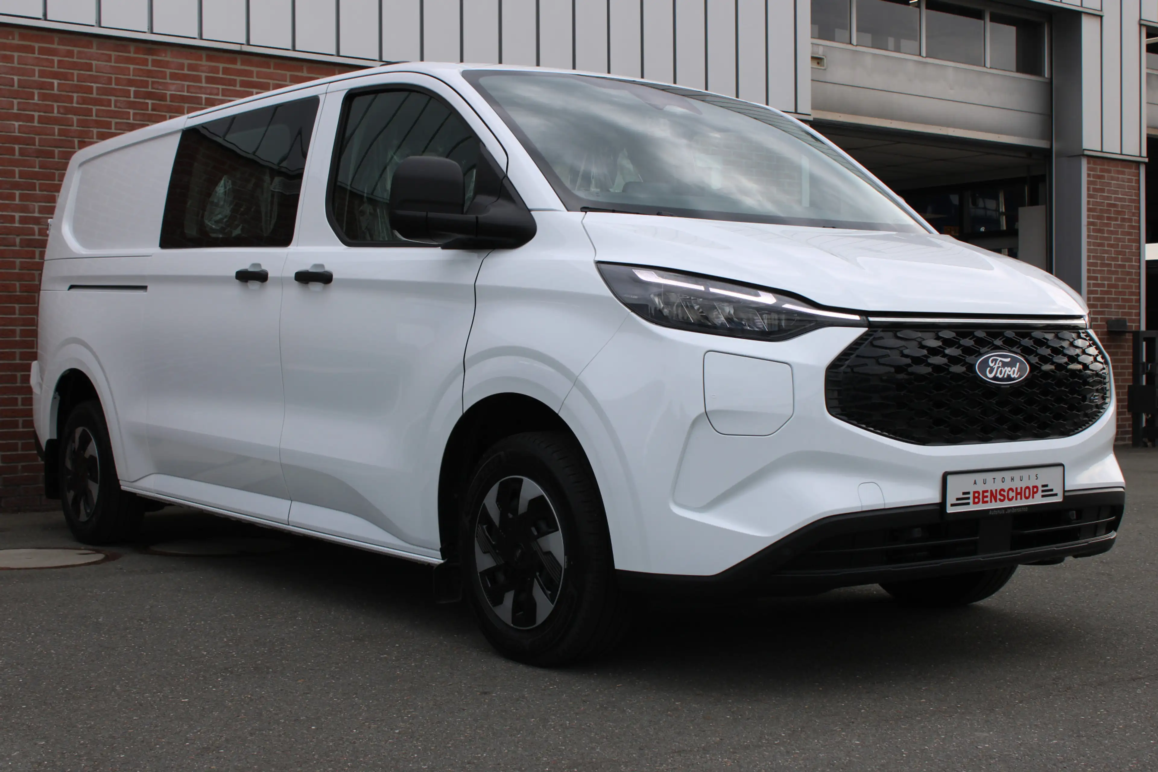 Ford E-Transit Cust. 320 L2H1 Trend 71 kWh DC |TREKHAAK|LED|CAMER — photo 31
