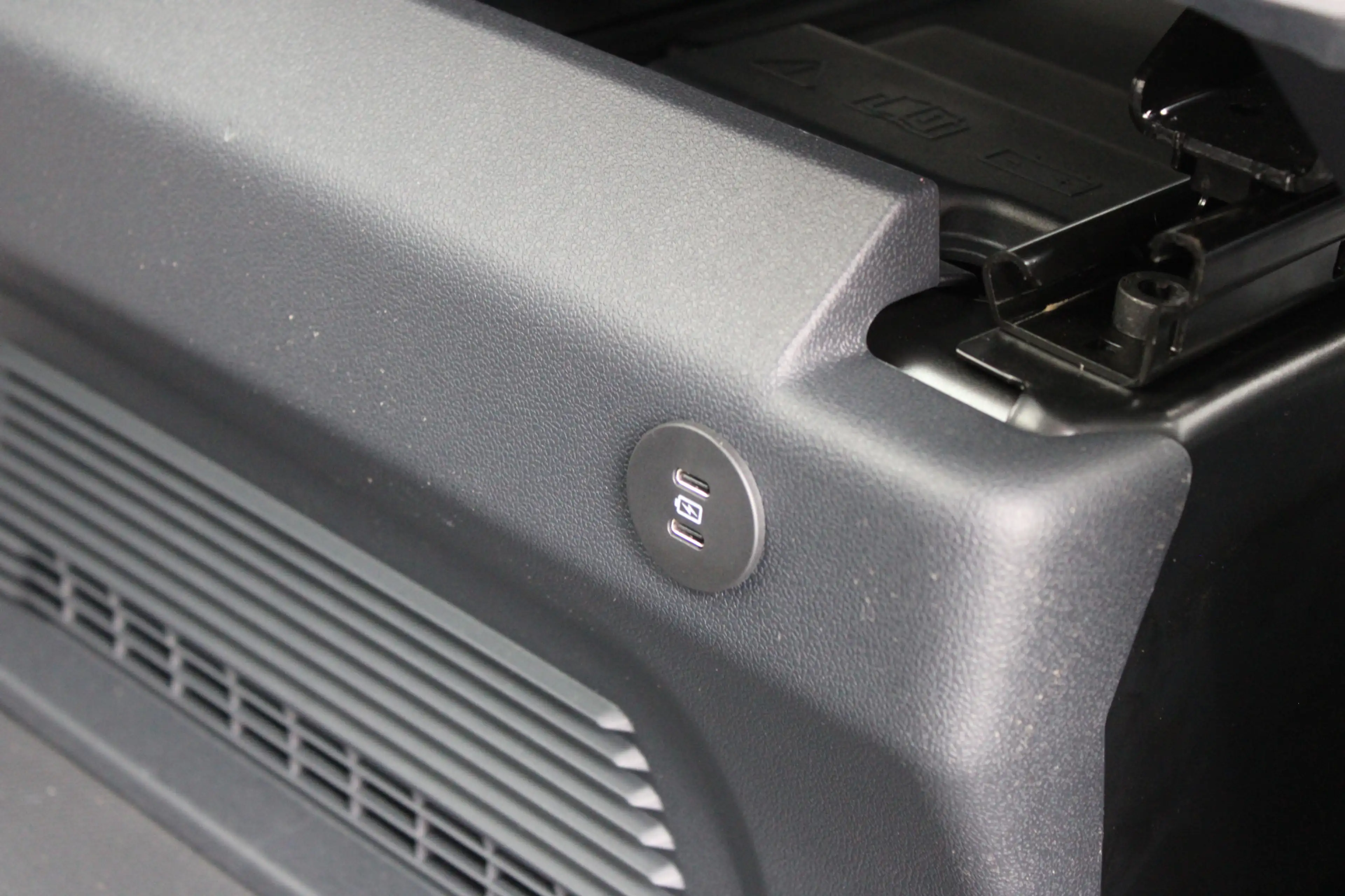 Ford E-Transit Cust. 320 L2H1 Trend 71 kWh DC |TREKHAAK|LED|CAMER — photo 10