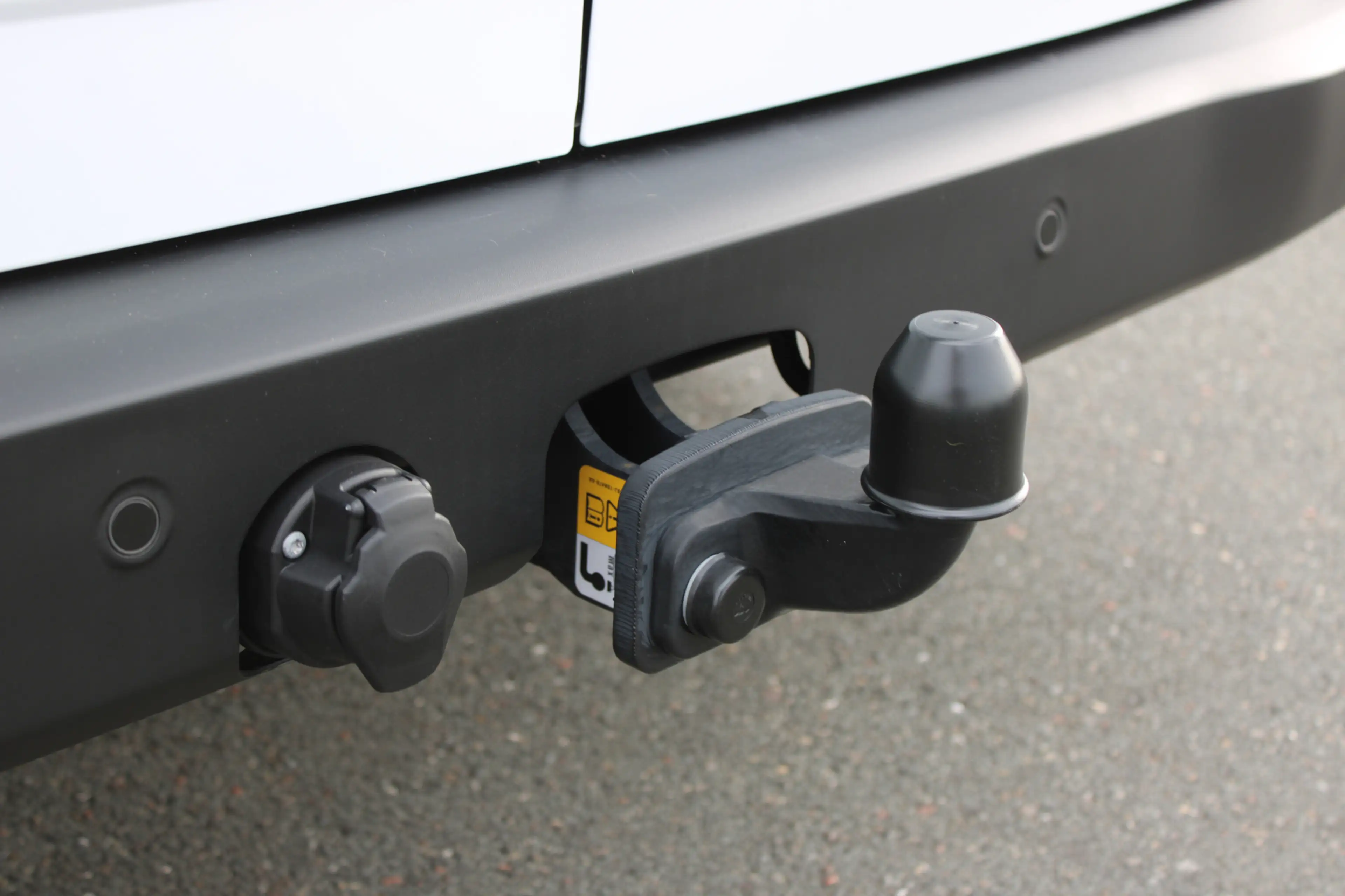 Ford E-Transit Cust. 320 L2H1 Trend 71 kWh DC |TREKHAAK|LED|CAMER — photo 18
