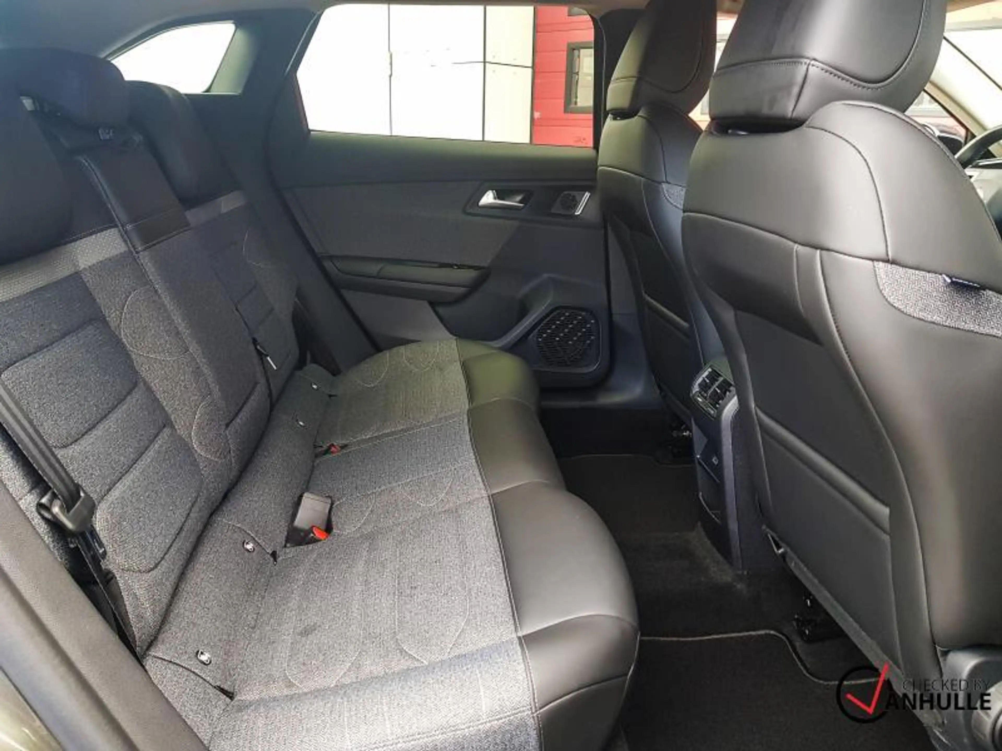 Citroen C5 X FEEL — photo 6