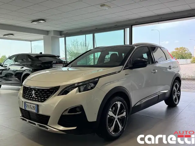 2018 Peugeot 3008 in White for sale