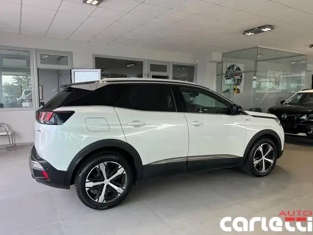Peugeot 3008 view 7