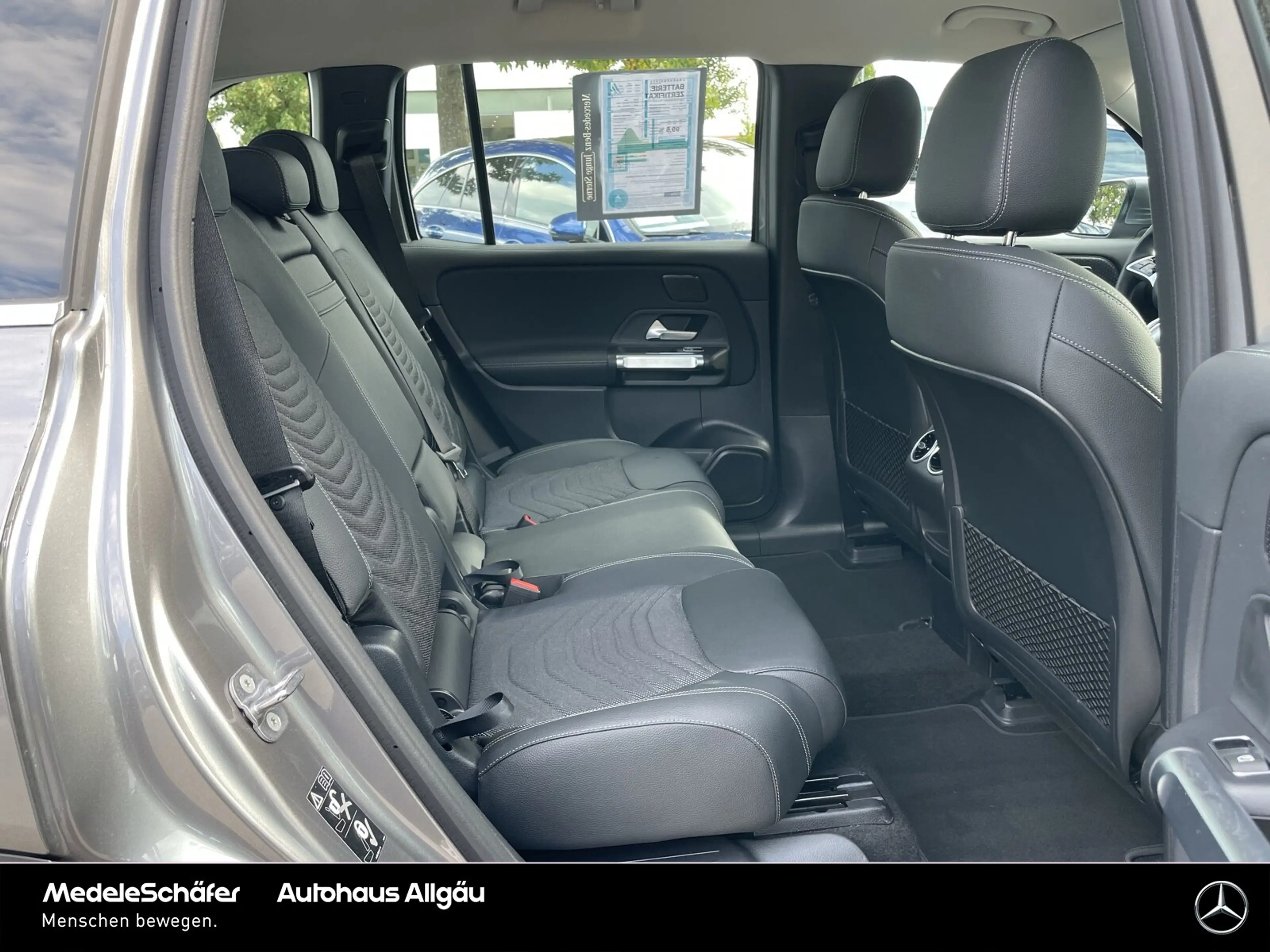 Mercedes-Benz EQB 350 EQB 350 4M Progressive Fahr-Assi 360° KeylessGO — photo 11