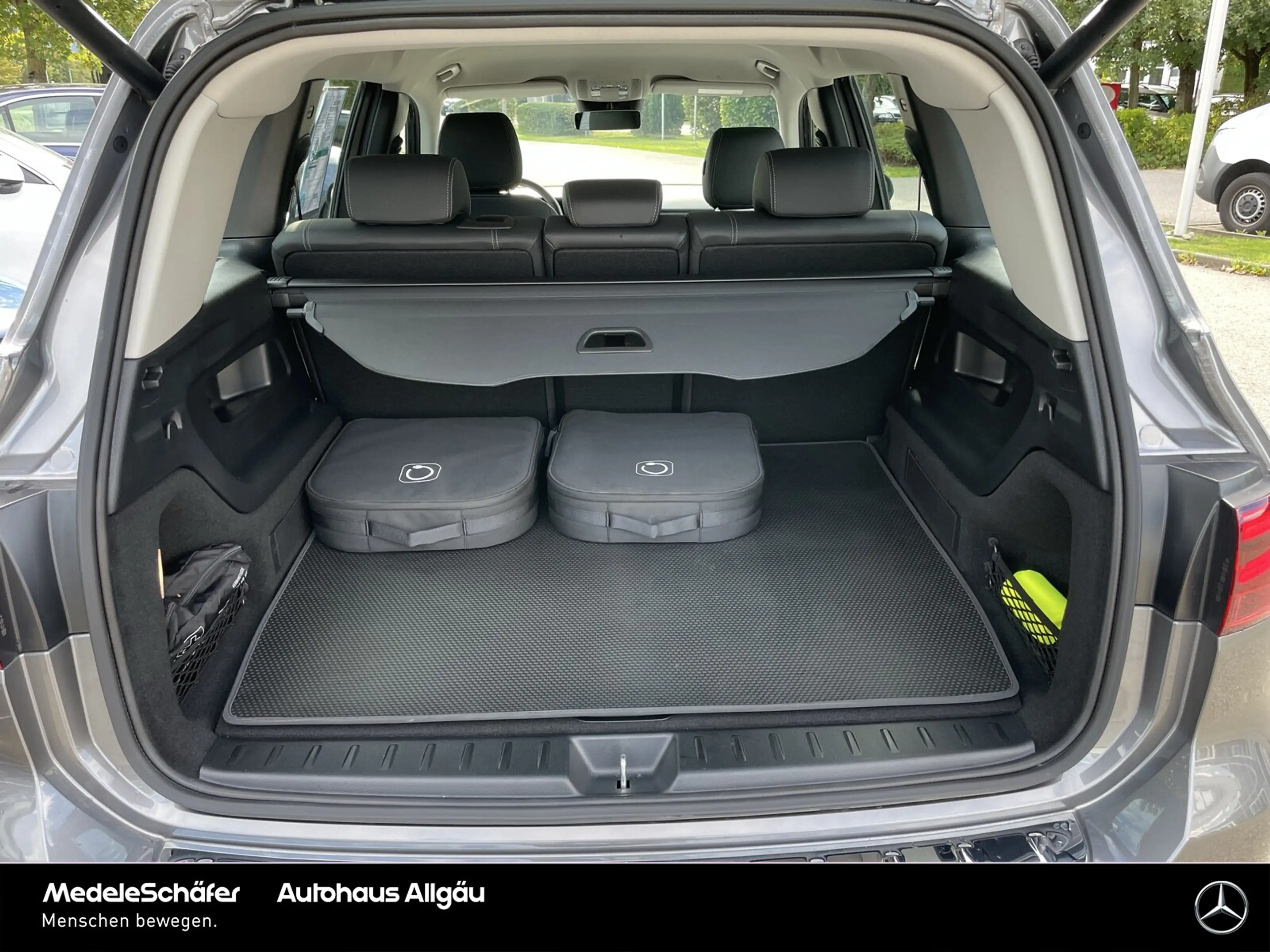 Mercedes-Benz EQB 350 EQB 350 4M Progressive Fahr-Assi 360° KeylessGO — photo 9
