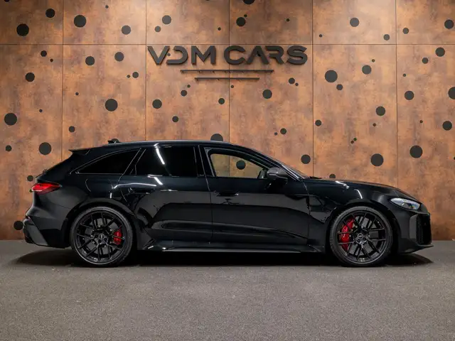Audi RS5 view 6