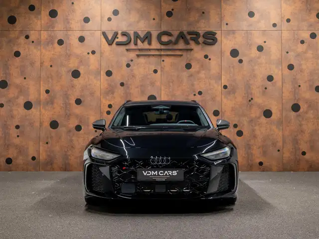 Audi RS5 view 8