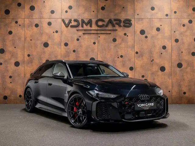 Audi RS5 view 7