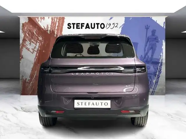 Leapmotor B10 view 6