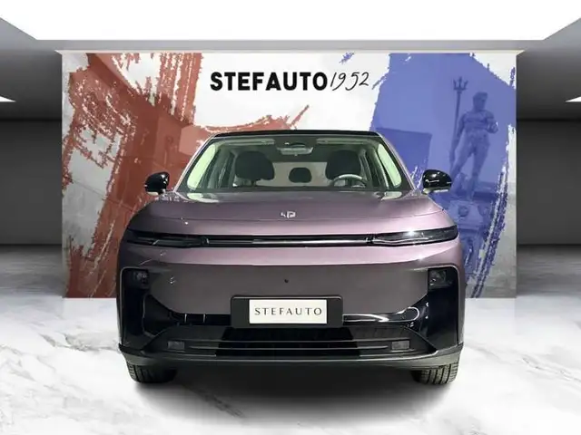 Leapmotor B10 view 4