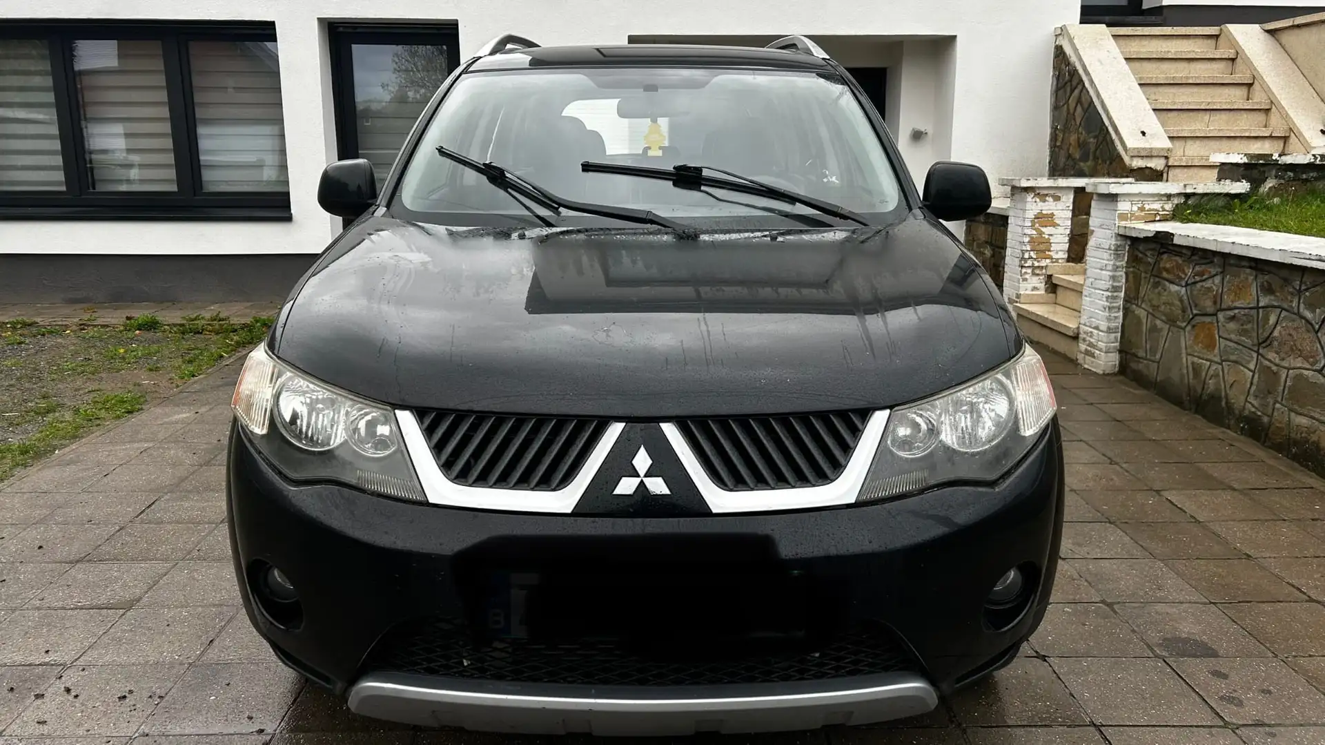 Mitsubishi Outlander 2.0 DI-D Intense + - 1