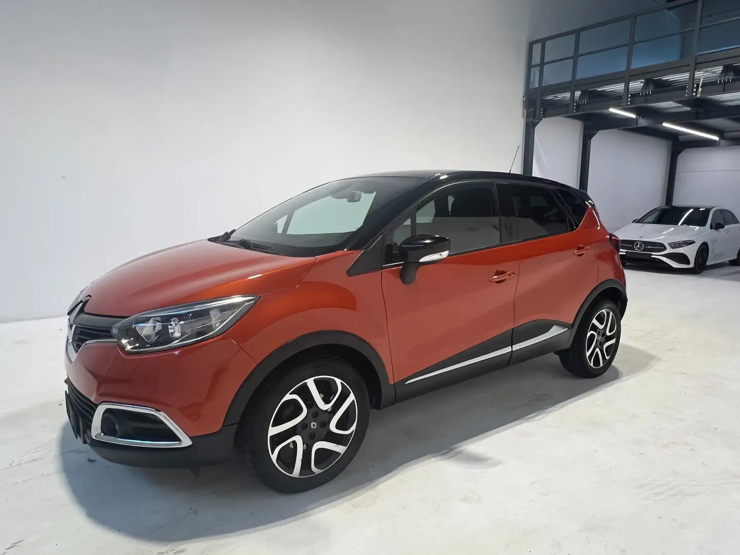 Renault Captur Captur 1.5 dci Intens 90cv edc E6 Orange - 2