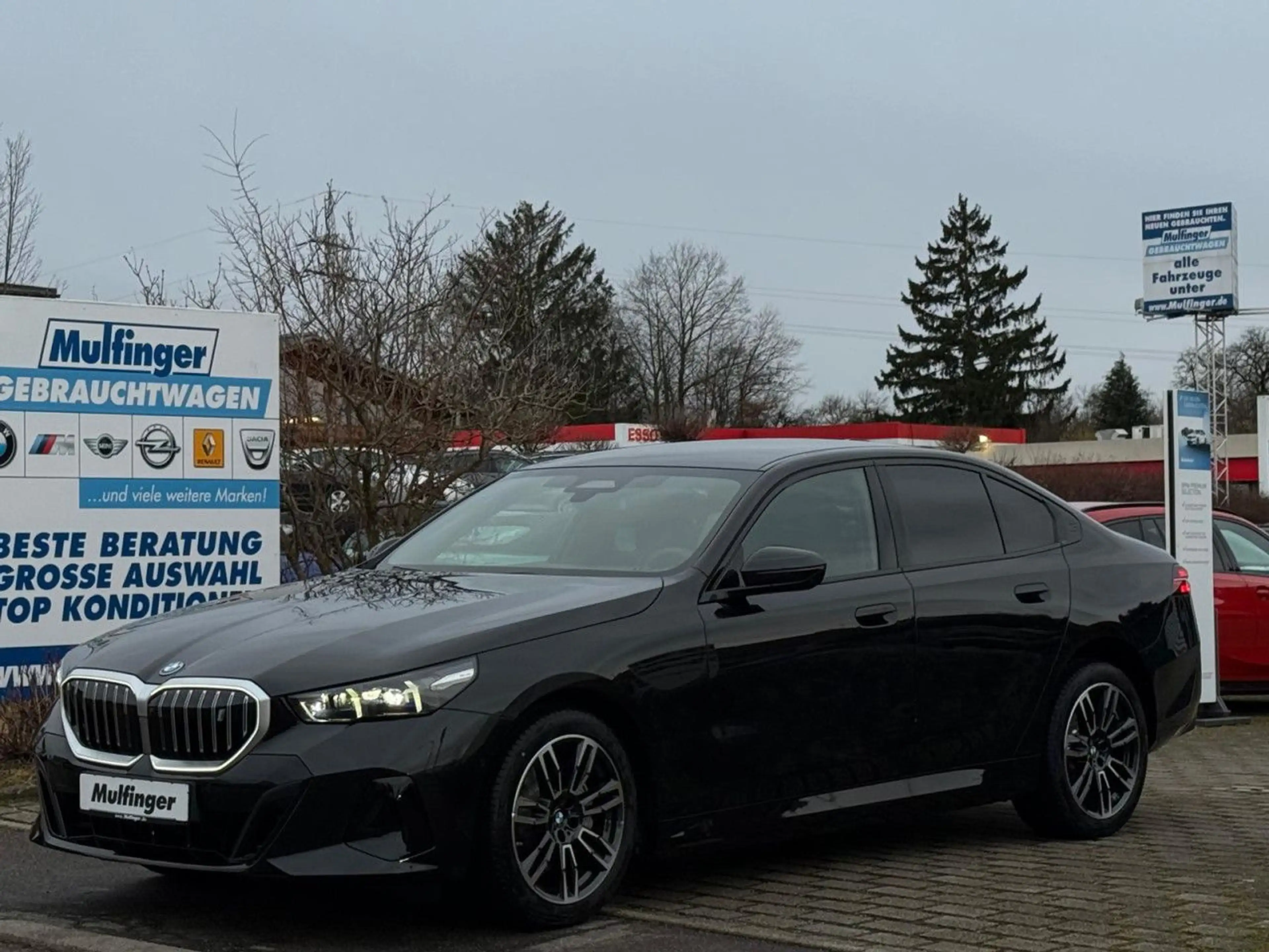 BMW i5 e40 M Sport Iconic HUD ACC SurView Ha/Ka.AHK — photo 4