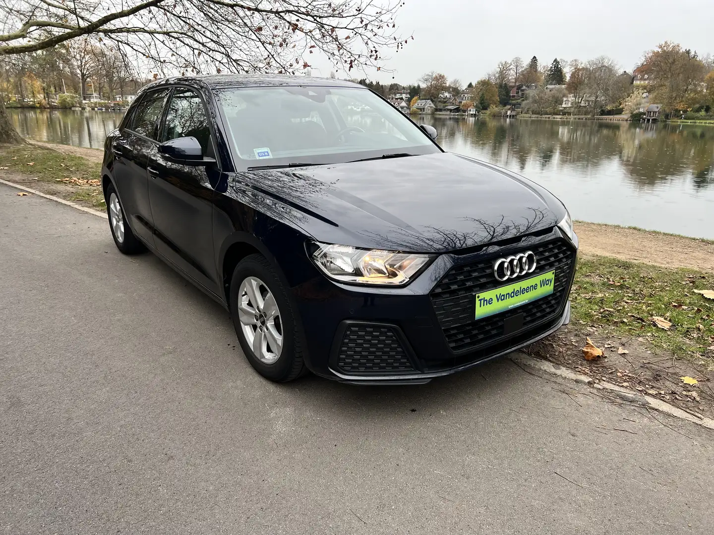 Audi A1 A1 Sportback 25 TFSI 95 ch BVM5 A1 Bleu - 1