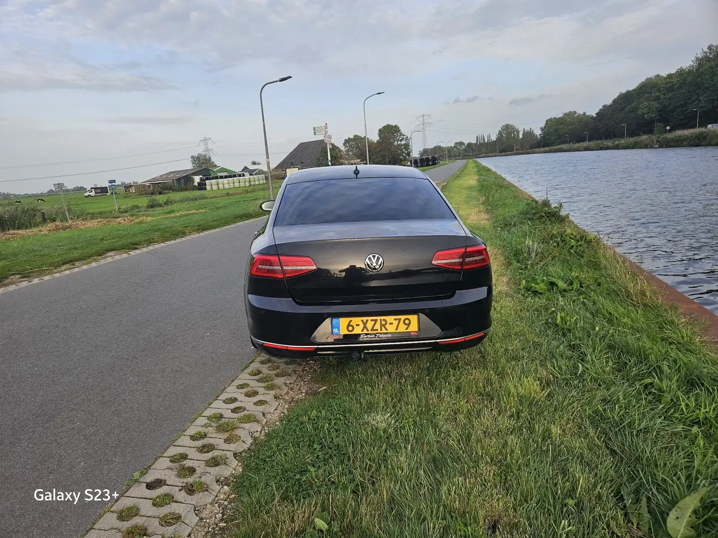 Volkswagen Passat 1.4 TSI ACT (BlueMotion Technology) Highline Siyah - 2