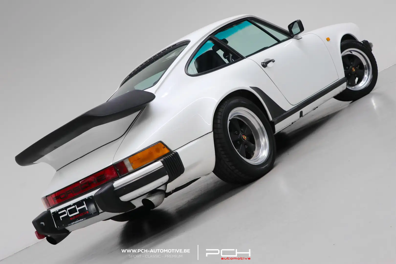 Porsche 911 3.0 SC - Matching Numbers - White - 2