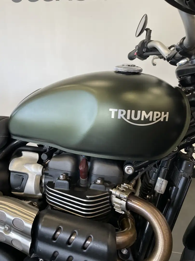 Triumph Scrambler Verde - 2