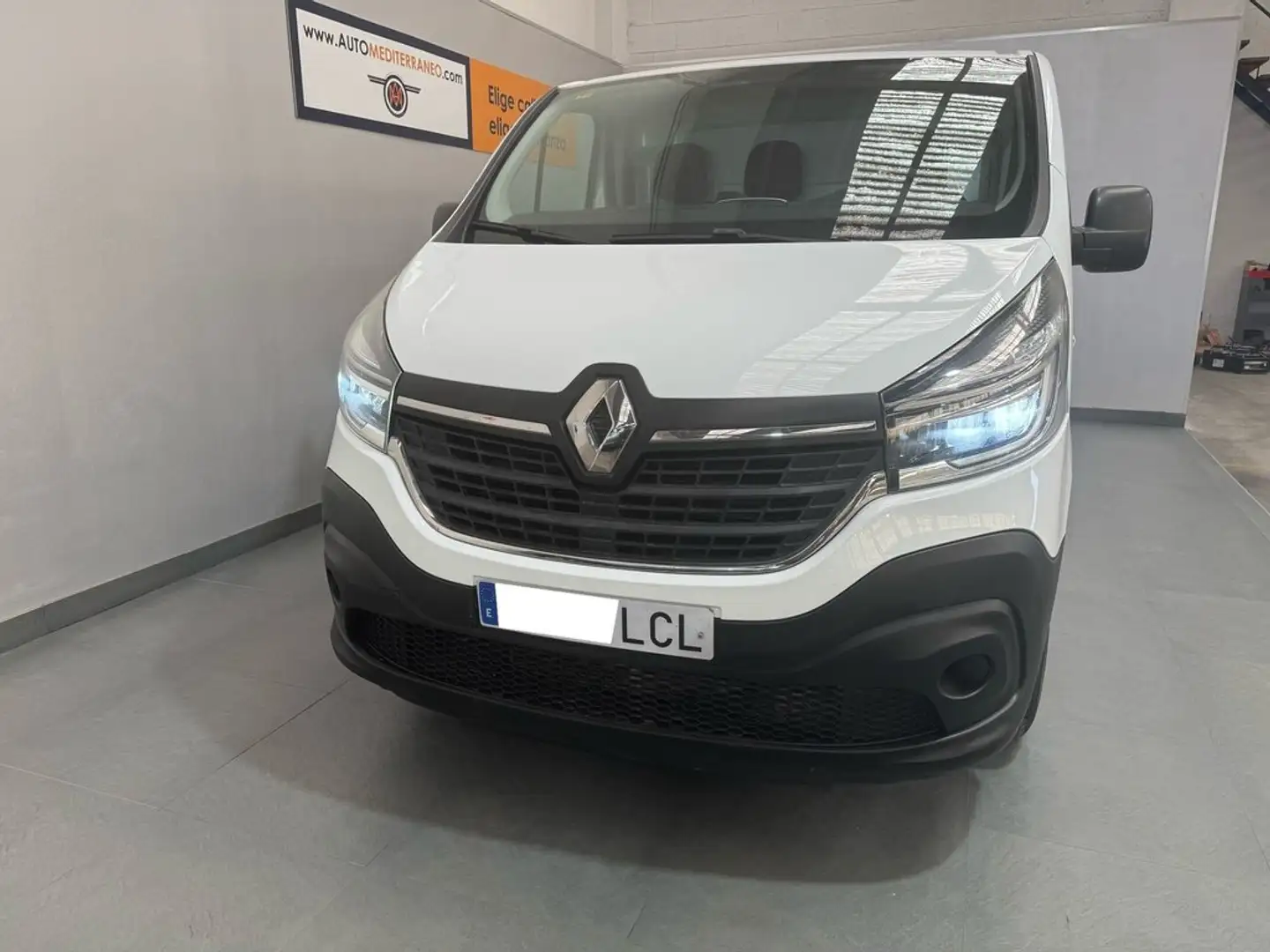 Renault Trafic Furgón 27 L1H1 Energy Blue dCi 70 kW- SS Blanc - 2