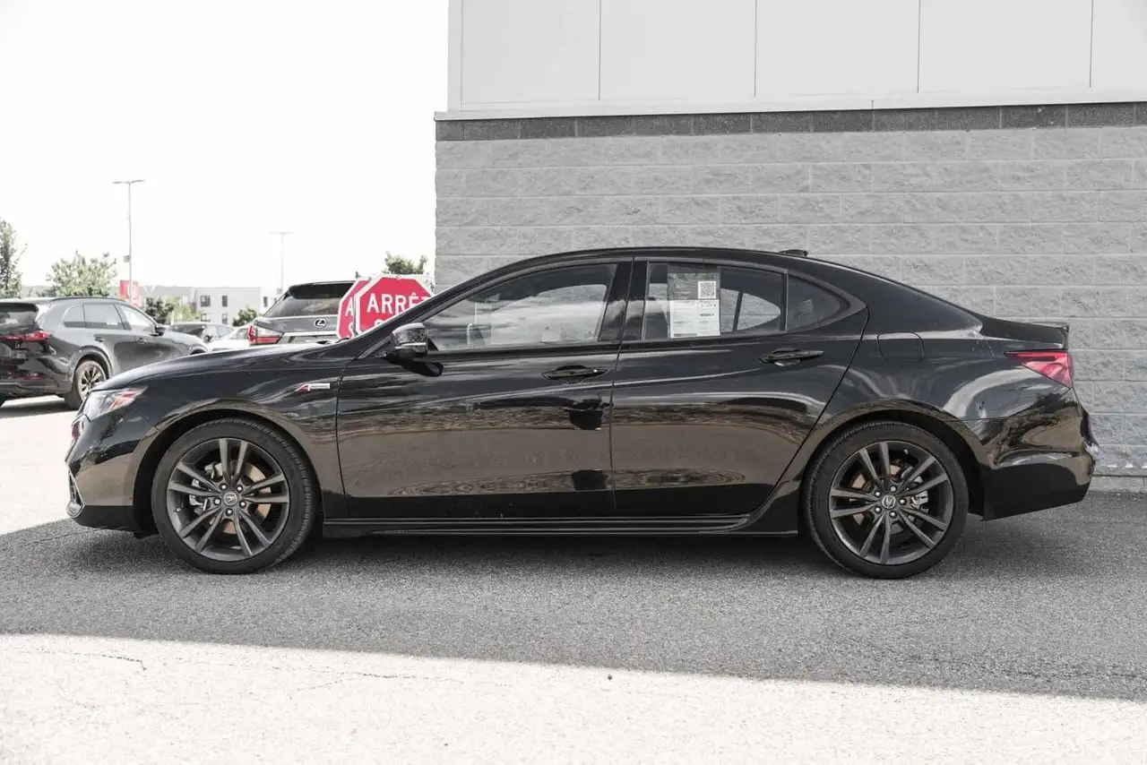 Acura TLX снимка Acura TLX