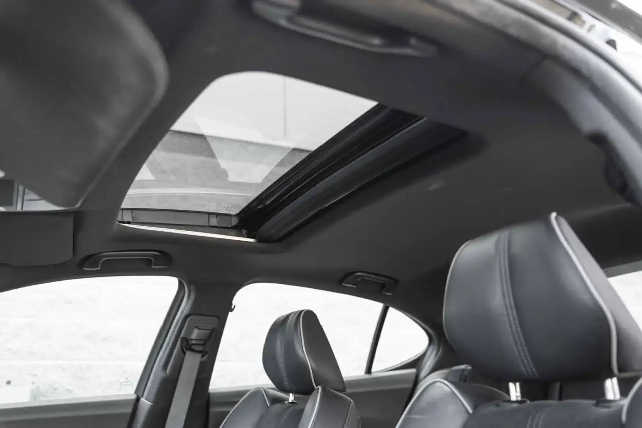 Acura TLX снимка Acura TLX