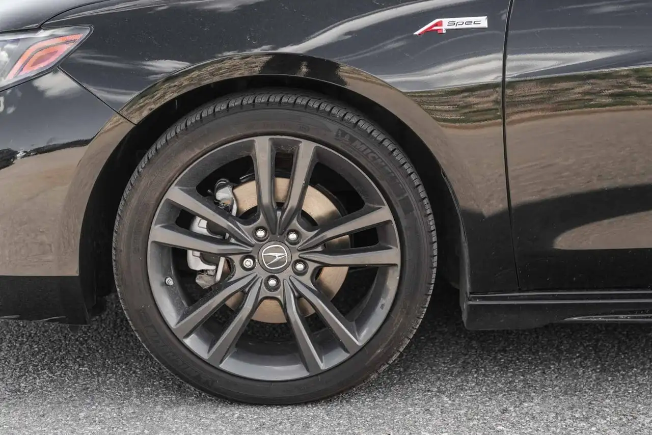Acura TLX снимка Acura TLX