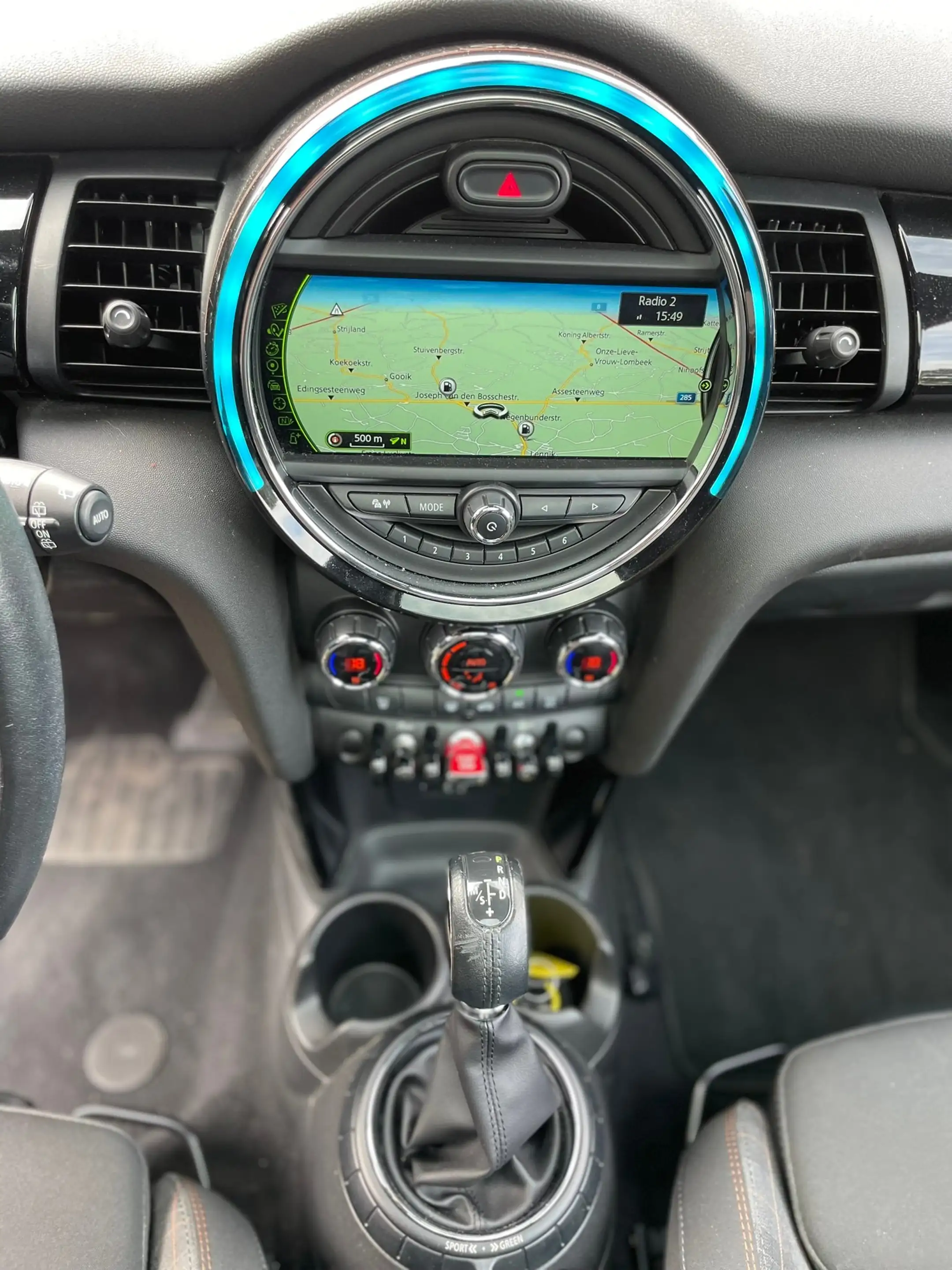 MINI Cooper D Mini 1.5 D COOPER 7 AUTOMAAT / 1/2LEDER/PANO-DAK/GPS/65237KM/EURO 6b — photo 9