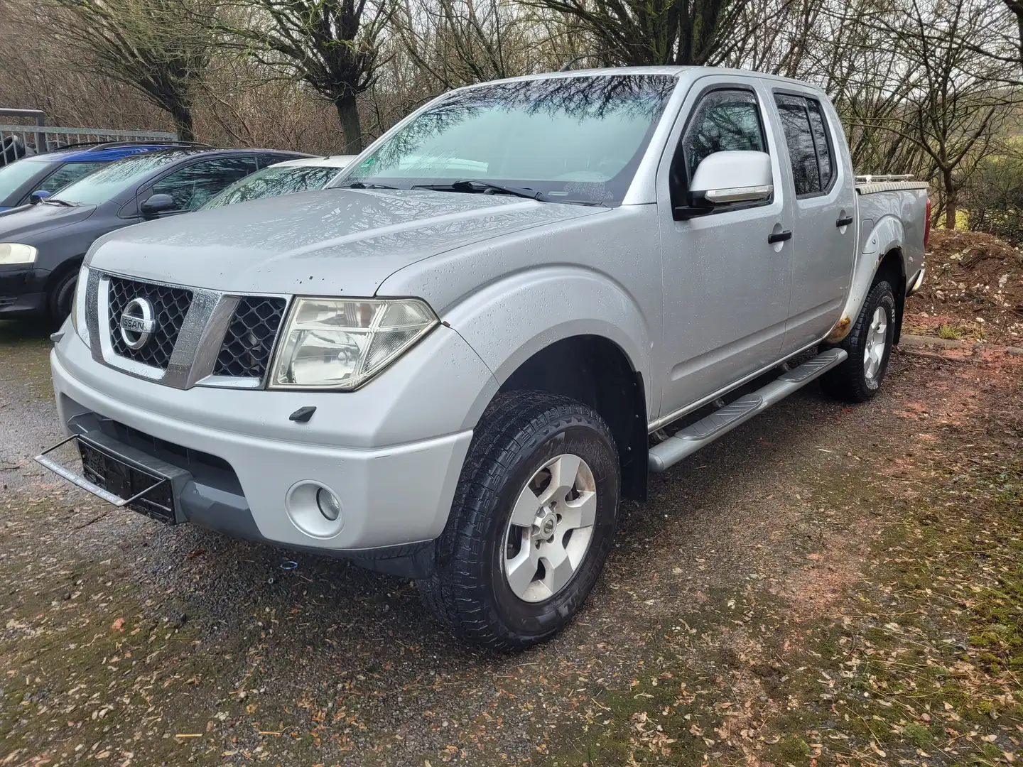 Nissan Navara Navara dCi Autm. Comfort Silber - 1