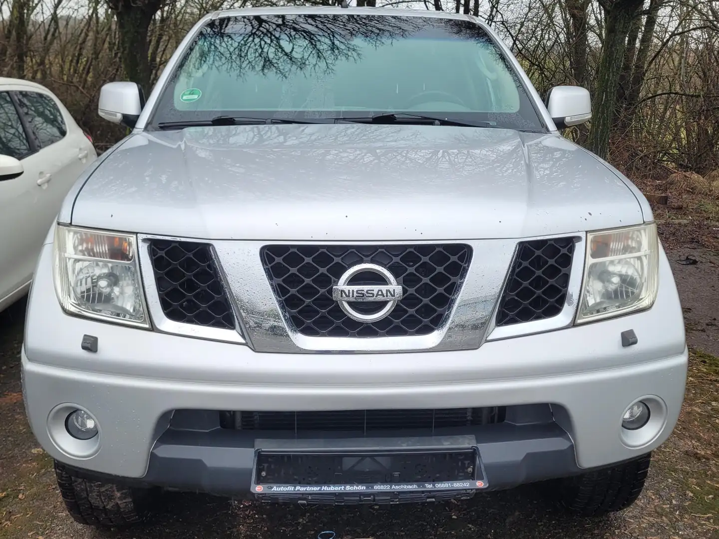 Nissan Navara Navara dCi Autm. Comfort Silber - 2