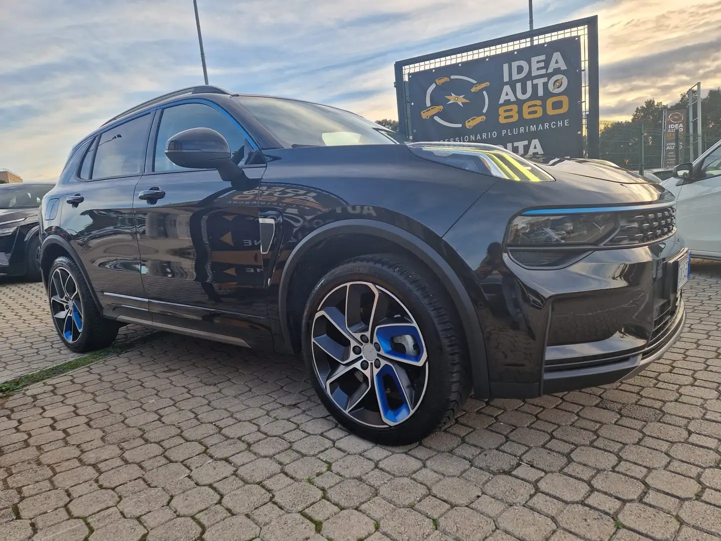 Lynk & Co 01 td phev auto PROMO FINANZIAMENTO Schwarz - 1