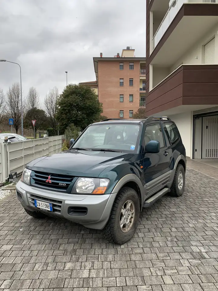 Mitsubishi Pajero 3.2 DiD - CRS a Libretto (veicolo Storico), foto 5