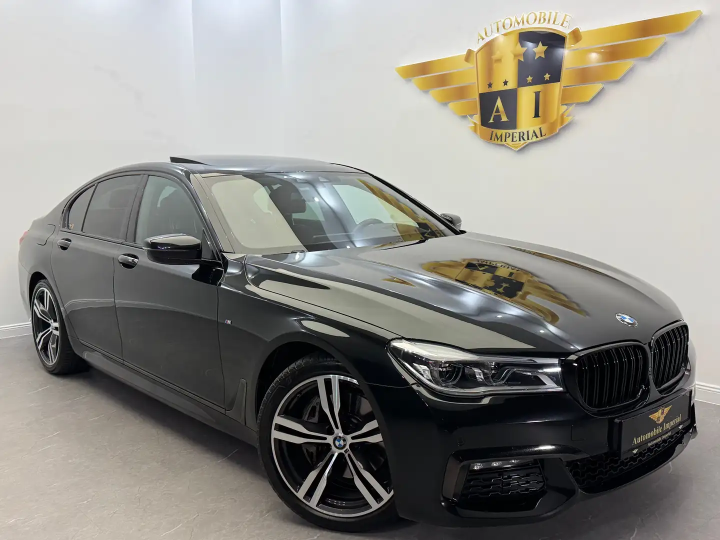 BMW 730 d xDrive Aut. // M-PAKET // GLASDACH // HEAD-UP // Schwarz - 1