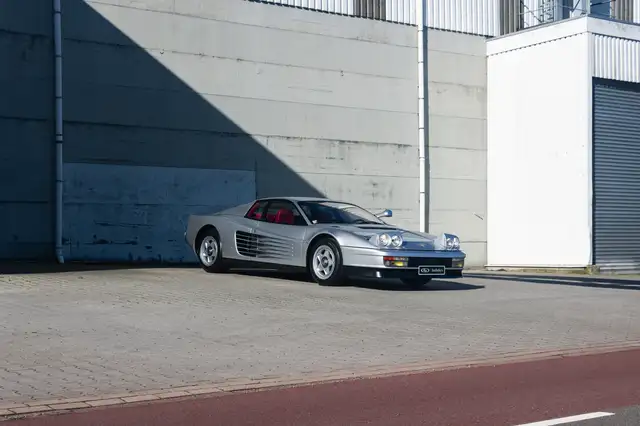 Ferrari Testarossa Monospecchio