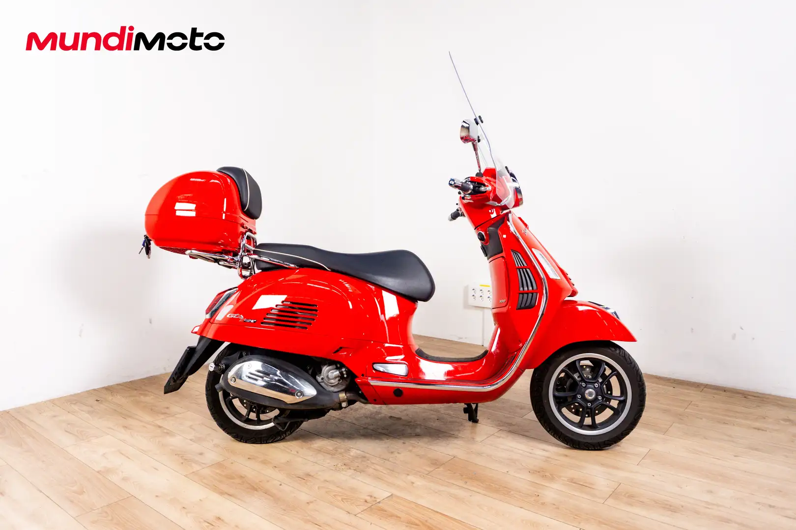 Vespa GTS 300 - 1
