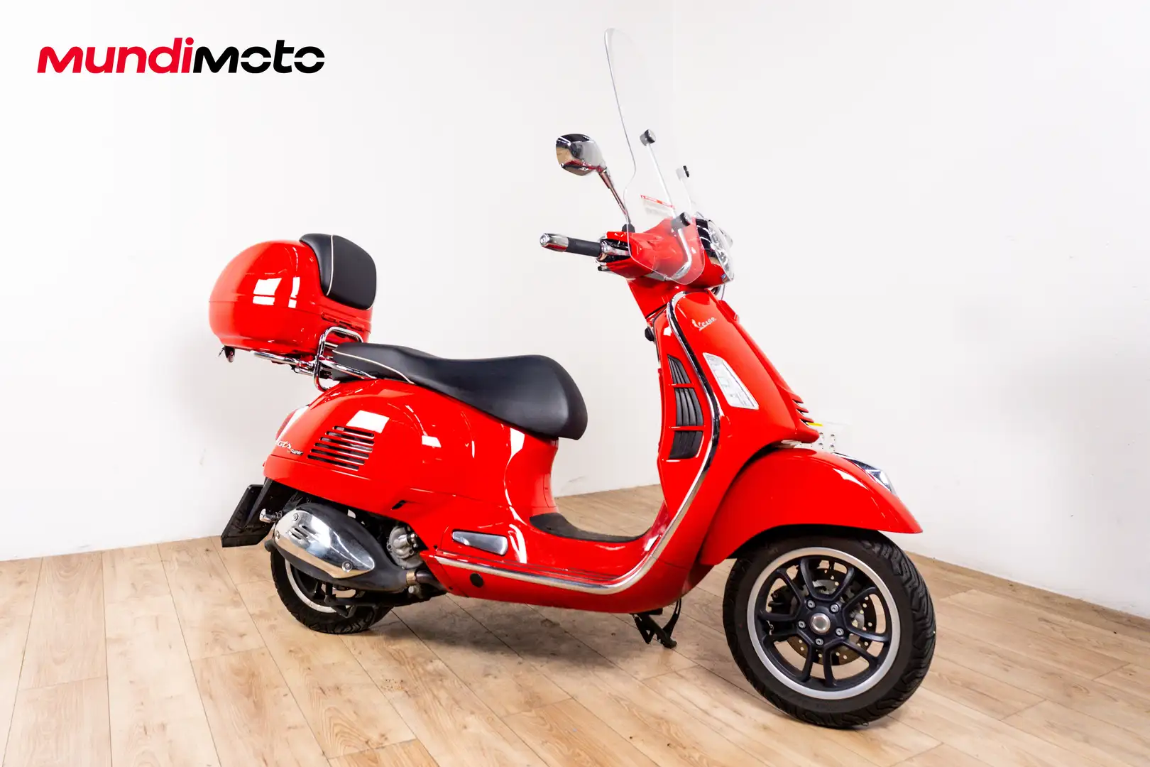 Vespa GTS 300 - 2