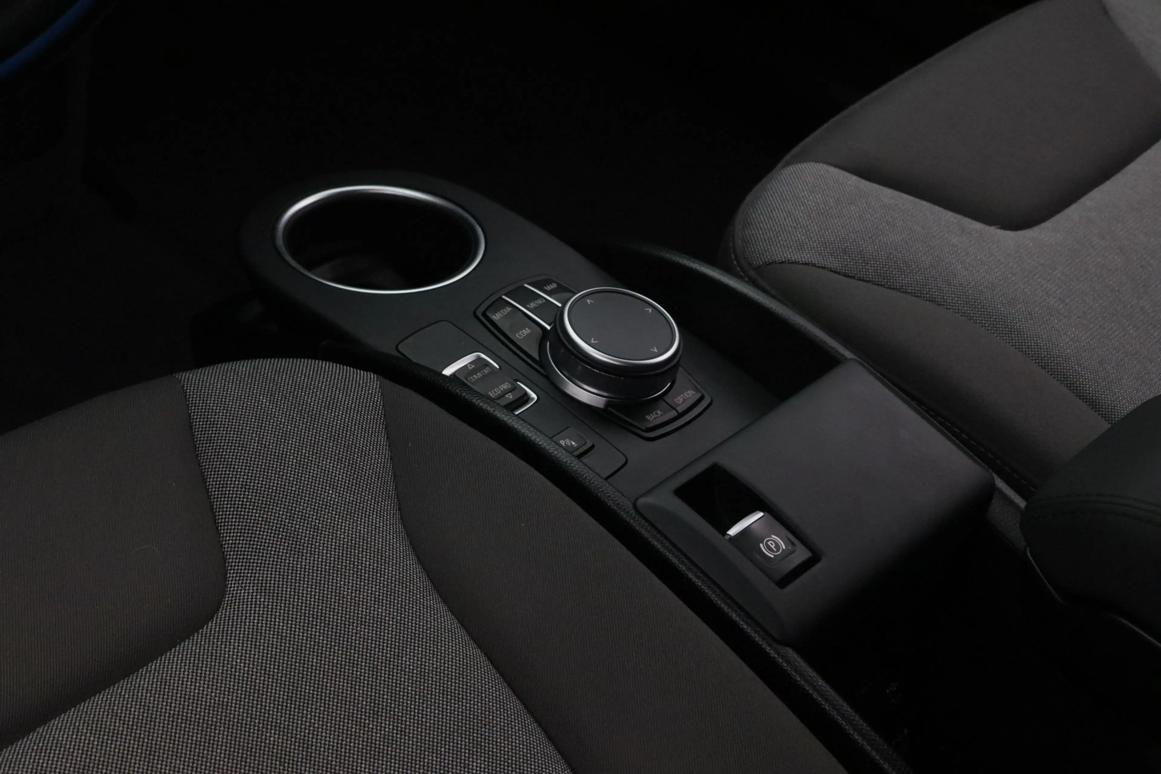 BMW i3 Business Edition 120Ah 42 kWh | Navigatie Professi — photo 5