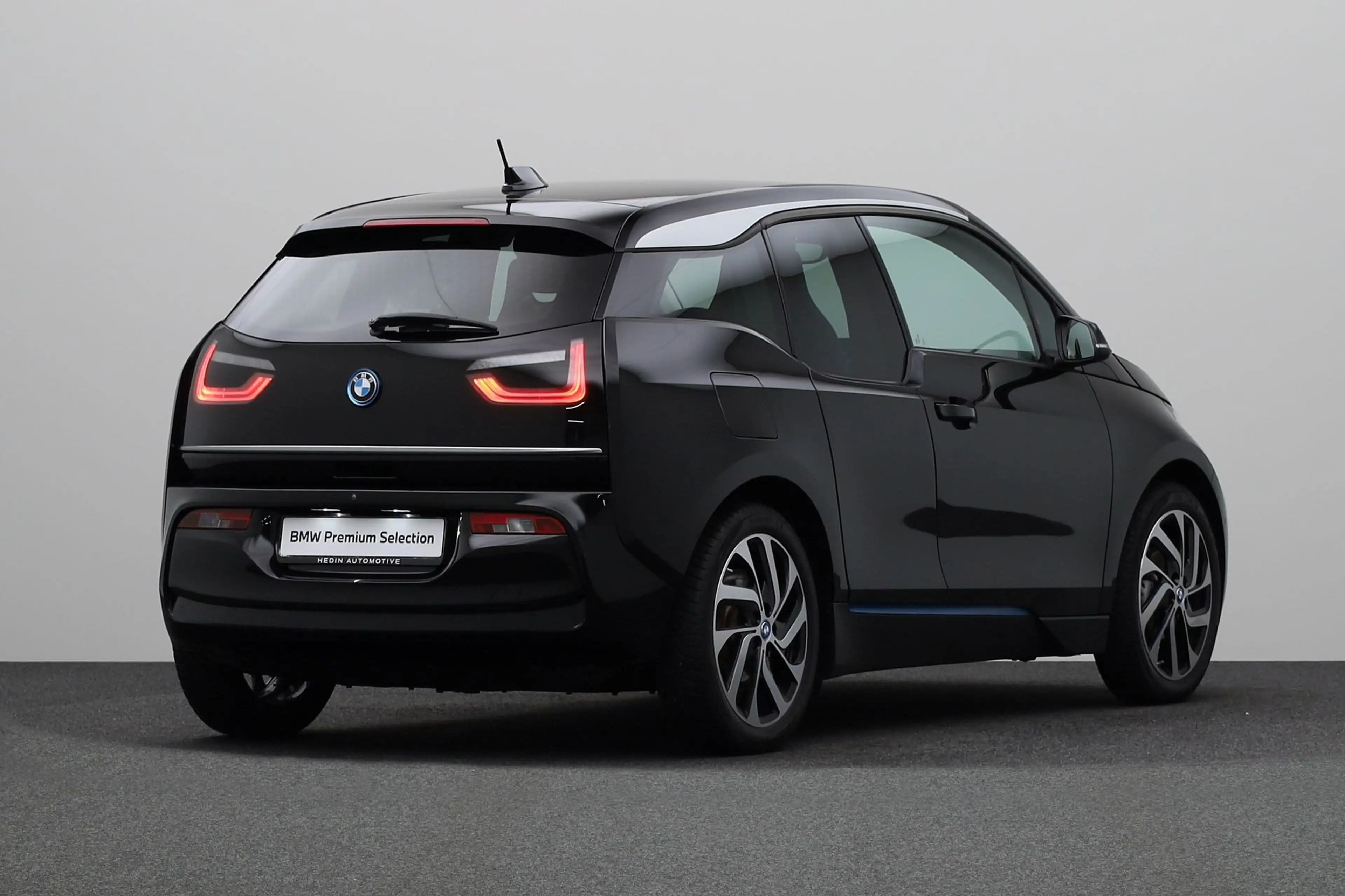 BMW i3 Business Edition 120Ah 42 kWh | Navigatie Professi — photo 2