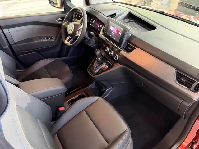 Nissan Townstar view 13