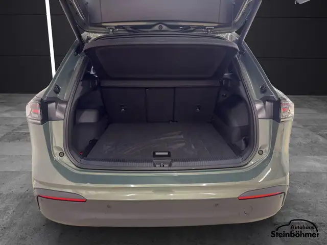 Volkswagen Tiguan view 6