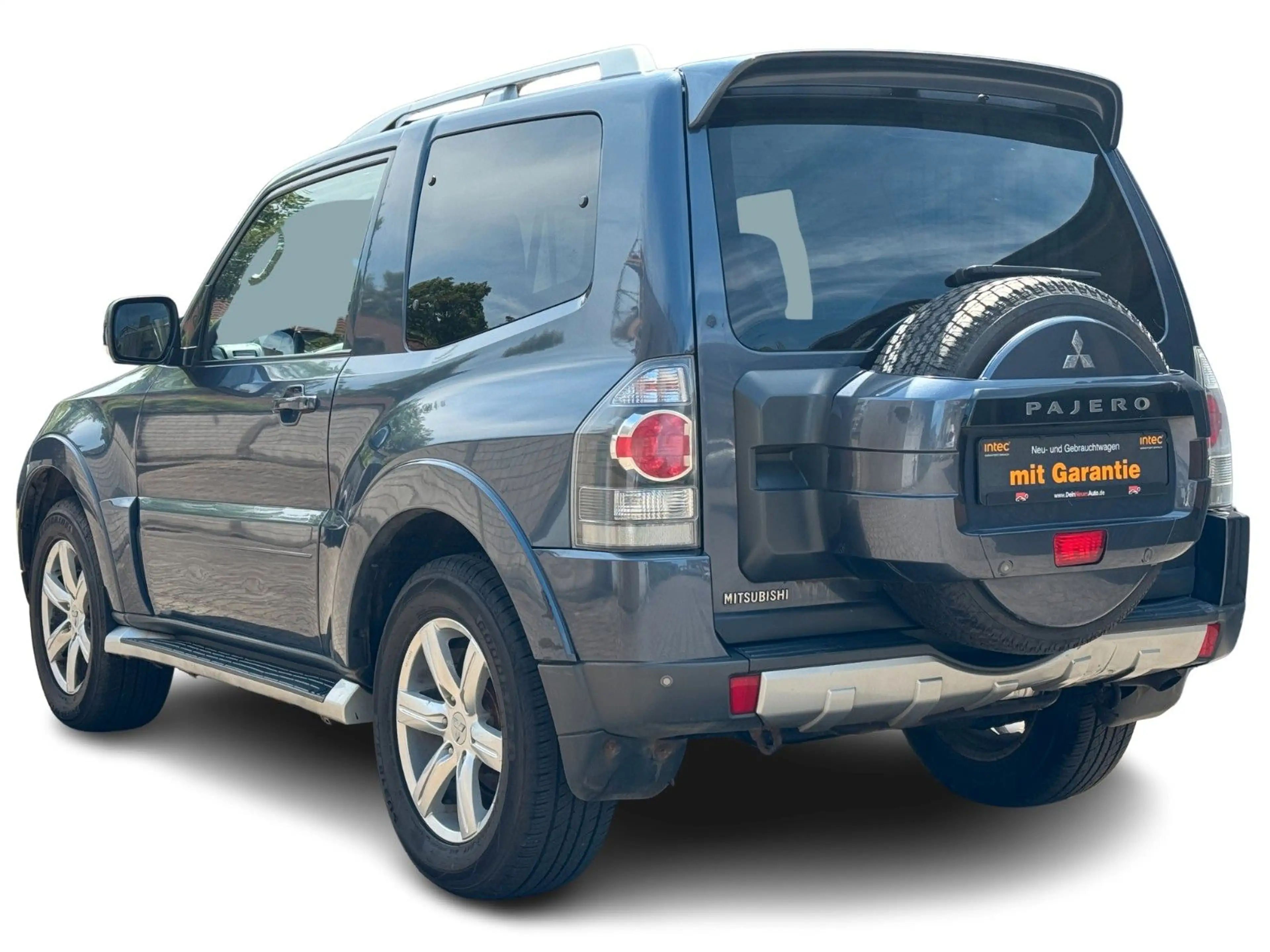 Mitsubishi Pajero 3.2 DI-D Intense Xenon*Leder*Sitzheizung — photo 9