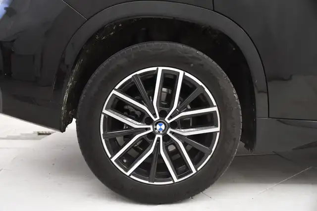 BMW X1 view 6
