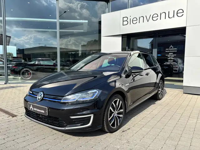Volkswagen e-Golf 35.8kWh *CARPLAY*SIEGE CHAUFF*1ER PROP*GARANTIE*