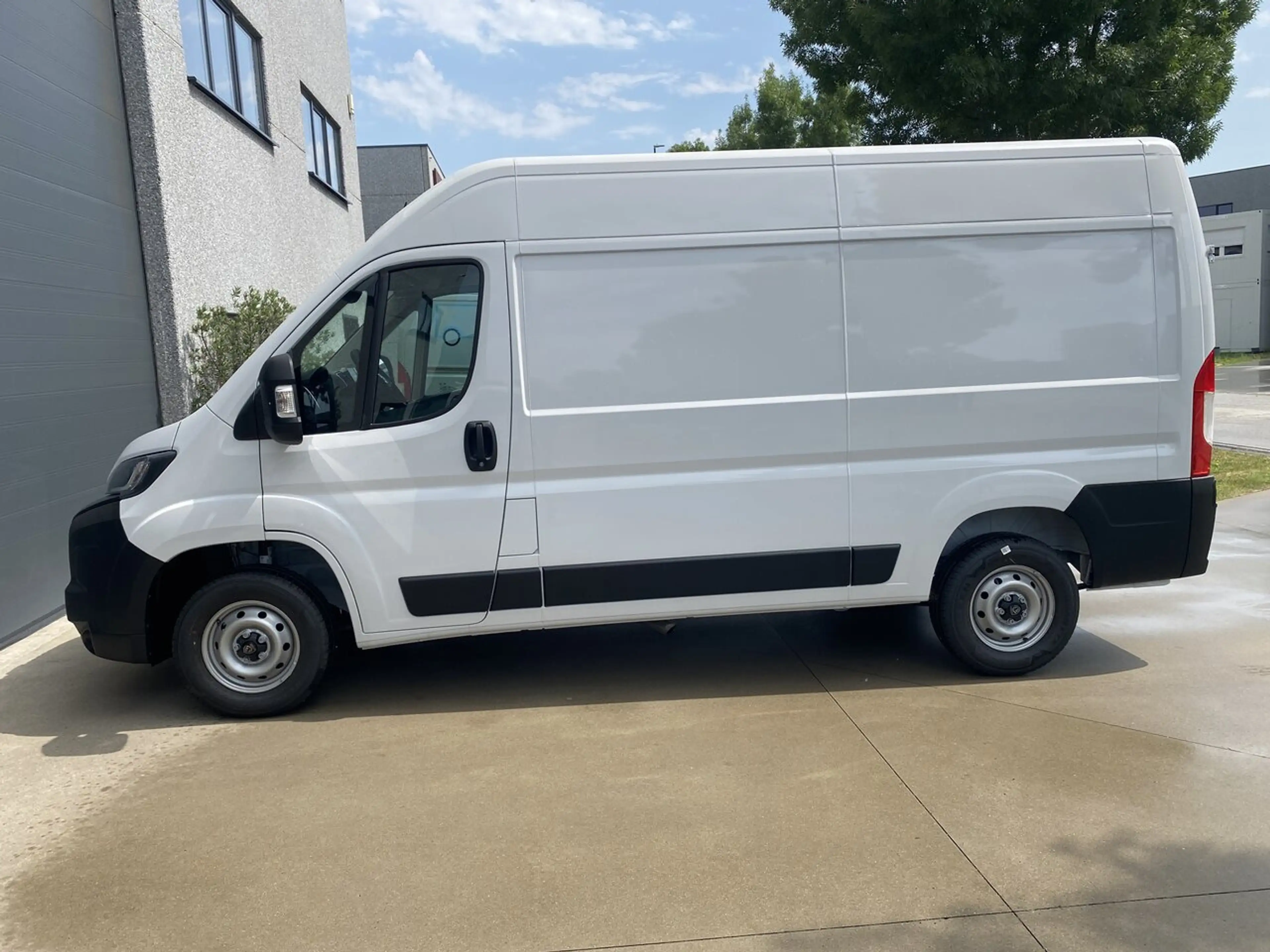 Peugeot Boxer 333 L2H2-nieuw-airco-camera-25500€+BTW — photo 10