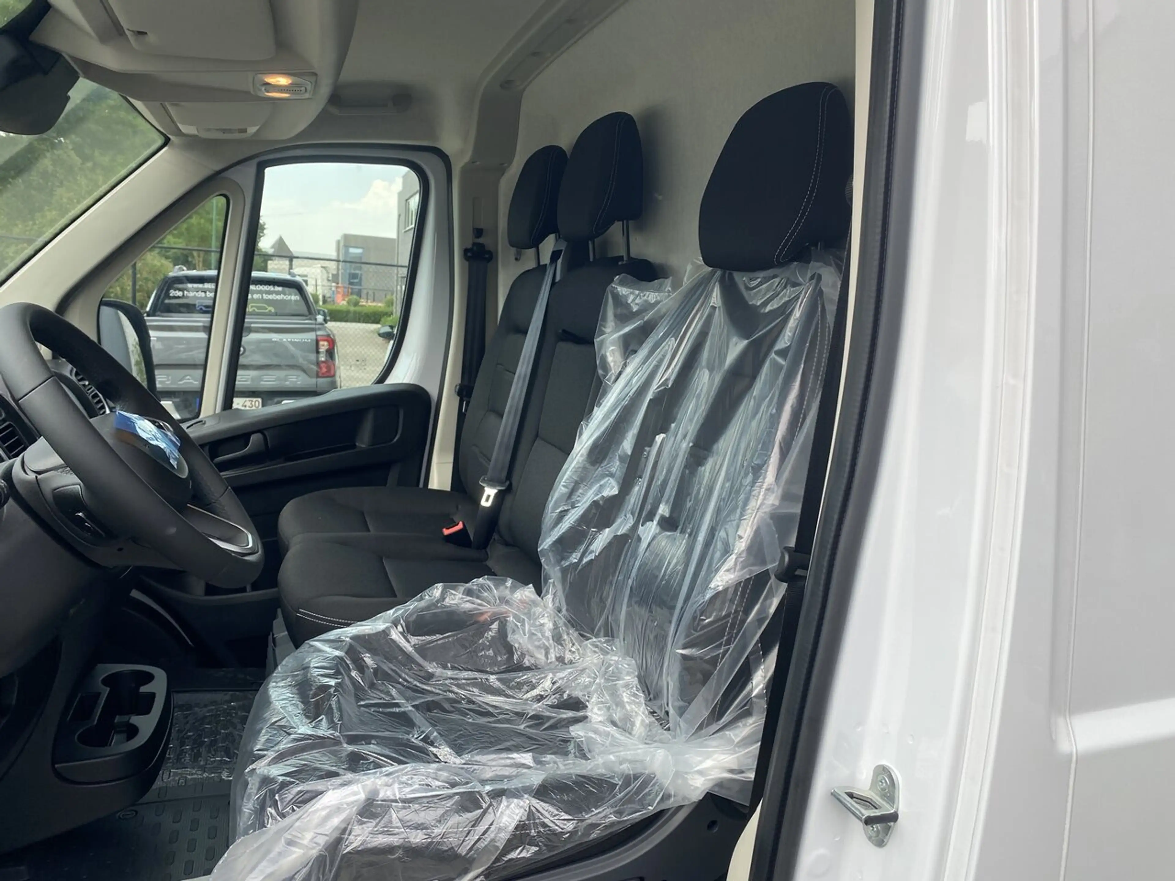Peugeot Boxer 333 L2H2-nieuw-airco-camera-25500€+BTW — photo 11