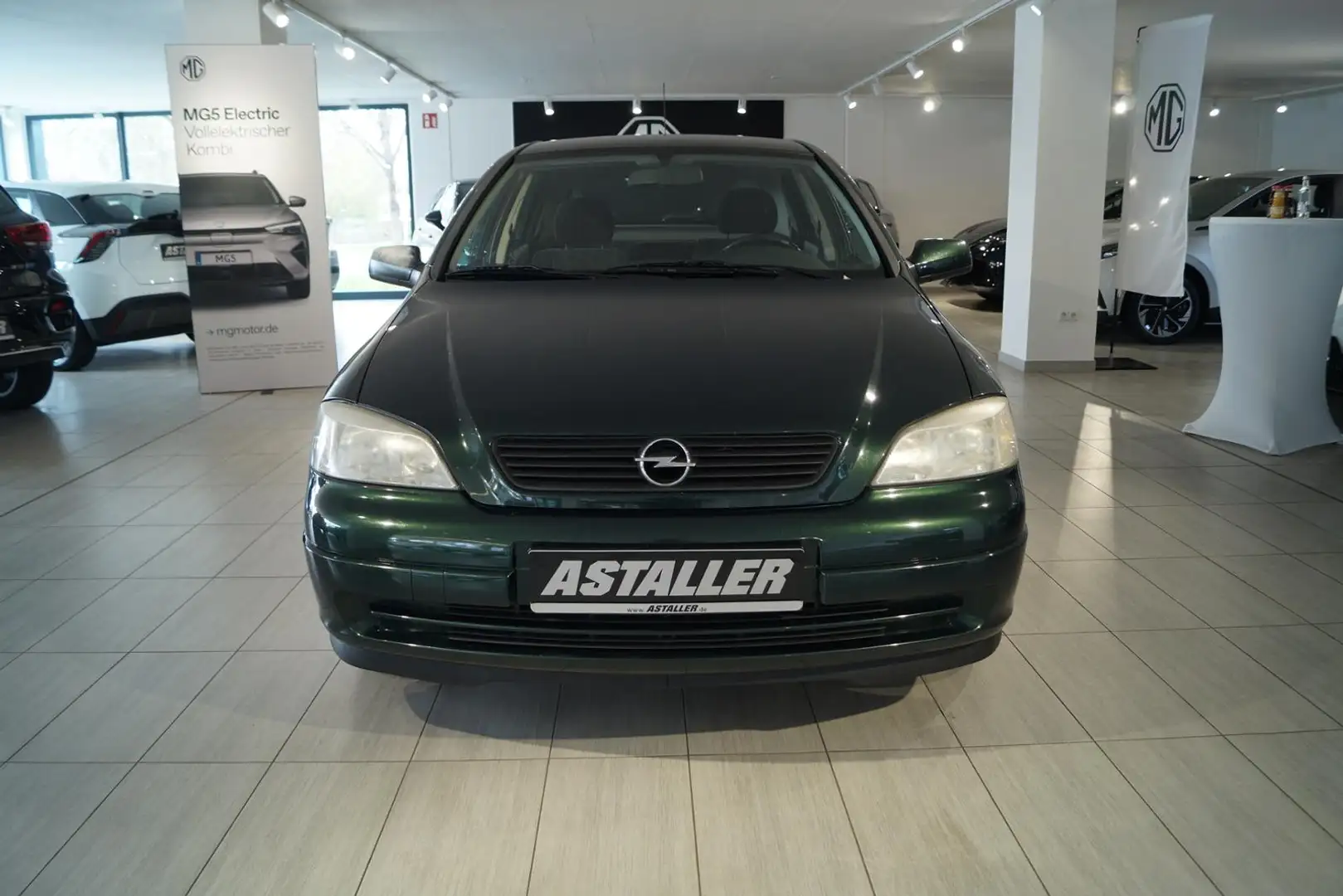 Opel Astra G 1.6 Basis Klima+Radio+ZV+ - 2