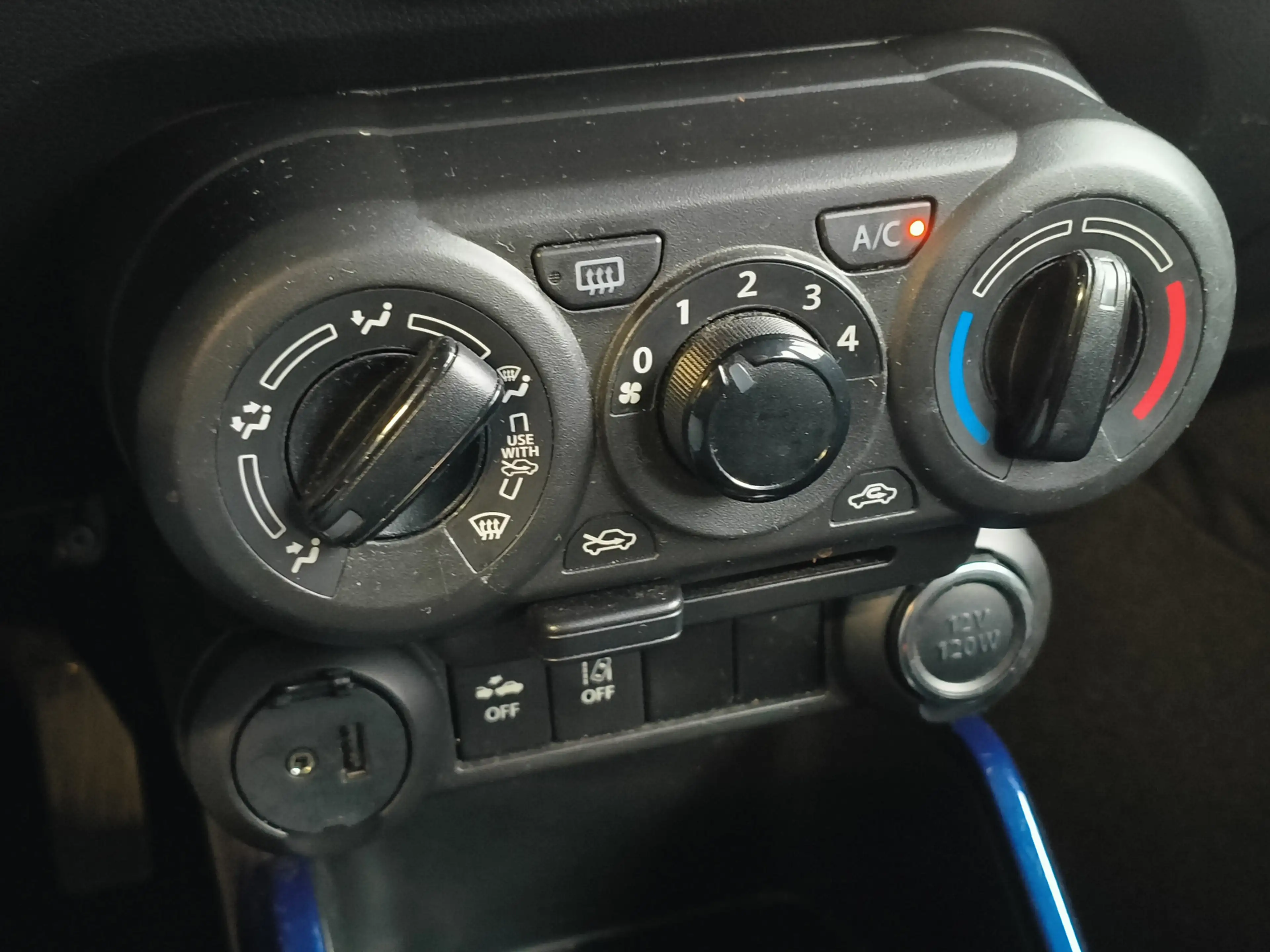 Suzuki Ignis 1.2 Smart Hybrid Comfort uit 2022 Rijklaar + 12 ma — photo 12