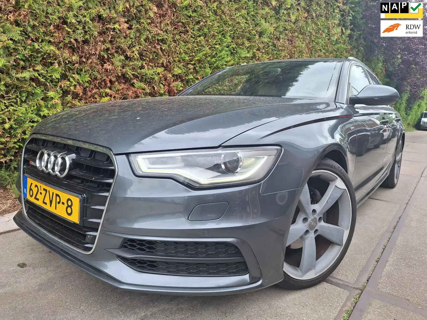 Audi A6 Avant 2.0 TFSI S Edition Gris - 1