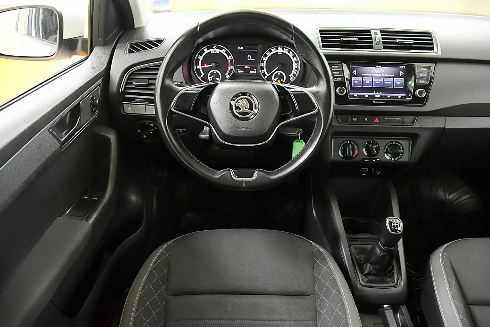 Skoda Fabia Ambition 1,0 Weiß - 2