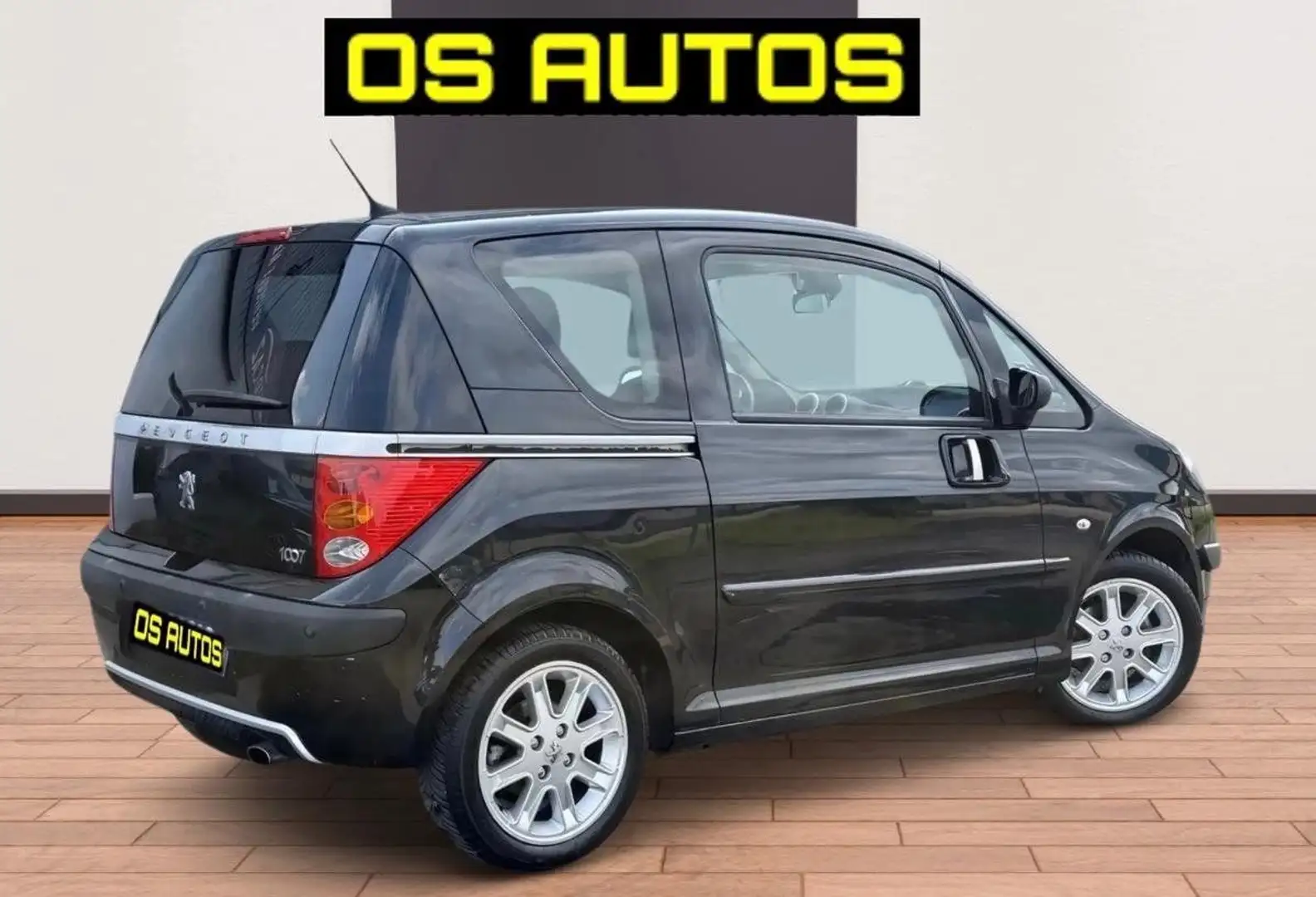 Peugeot 1007 1.6i 110ch (7 cv) 16V - BVM5 - 3 Portes - SPORTY %2B CLIM %2B RÉGULATEUR Schwarz - 2