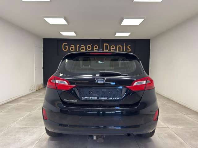 Ford Fiesta — photo 7