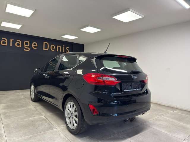 Ford Fiesta — photo 8