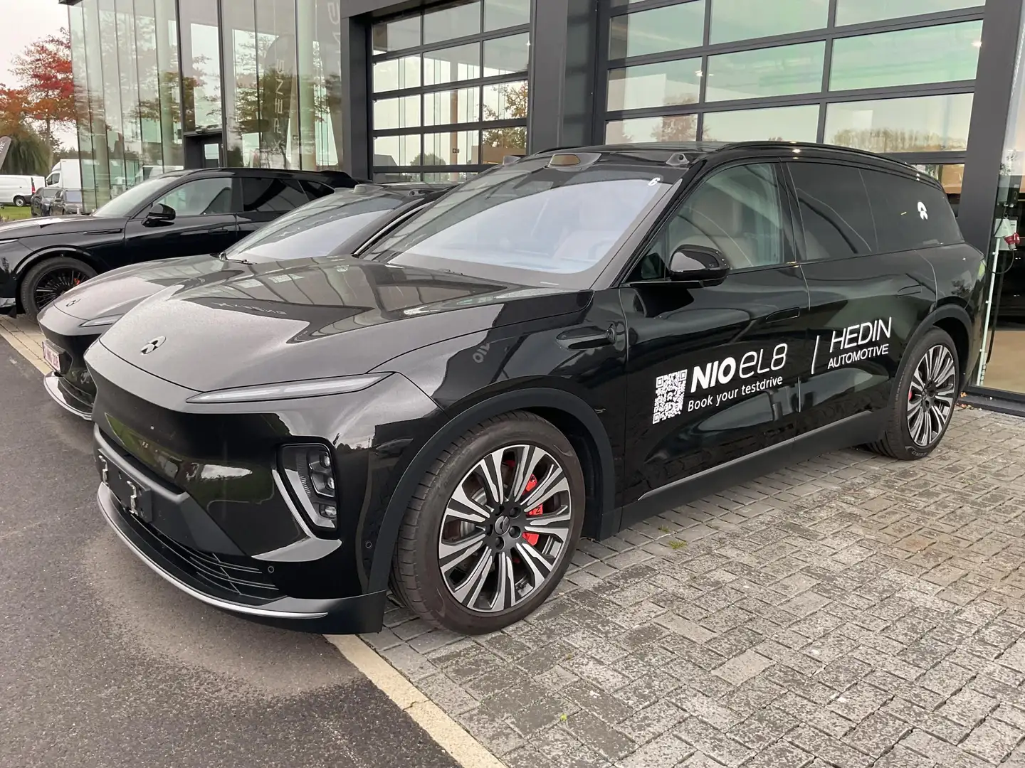 NIO EL8 Noir - 1